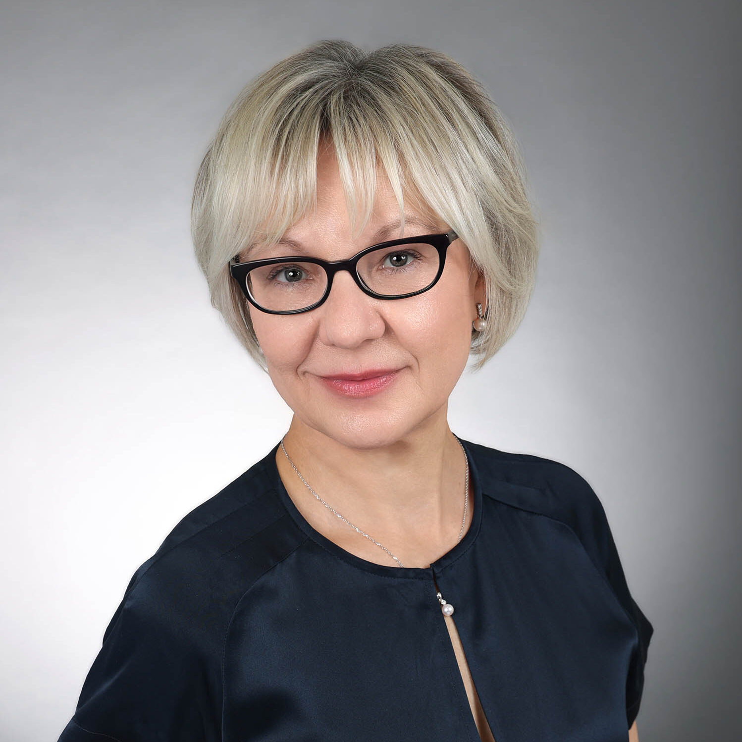 Ivana Lotoshynski Headshot